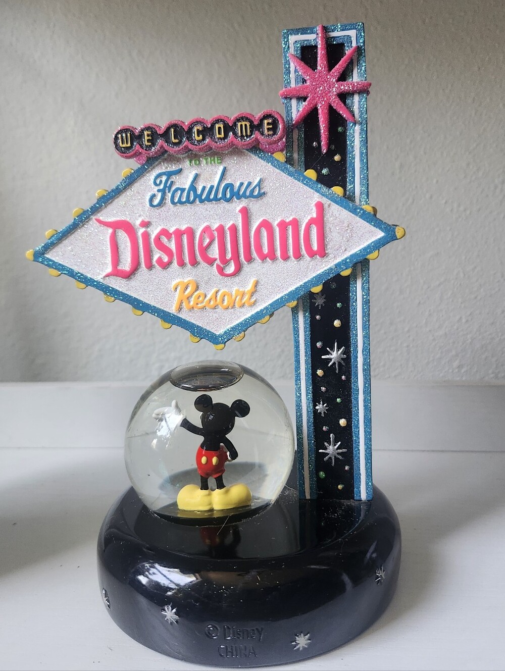 "Welcome To The Fabulous Disneyland" Resort Classic Snow Globe - Picture 2 of 3